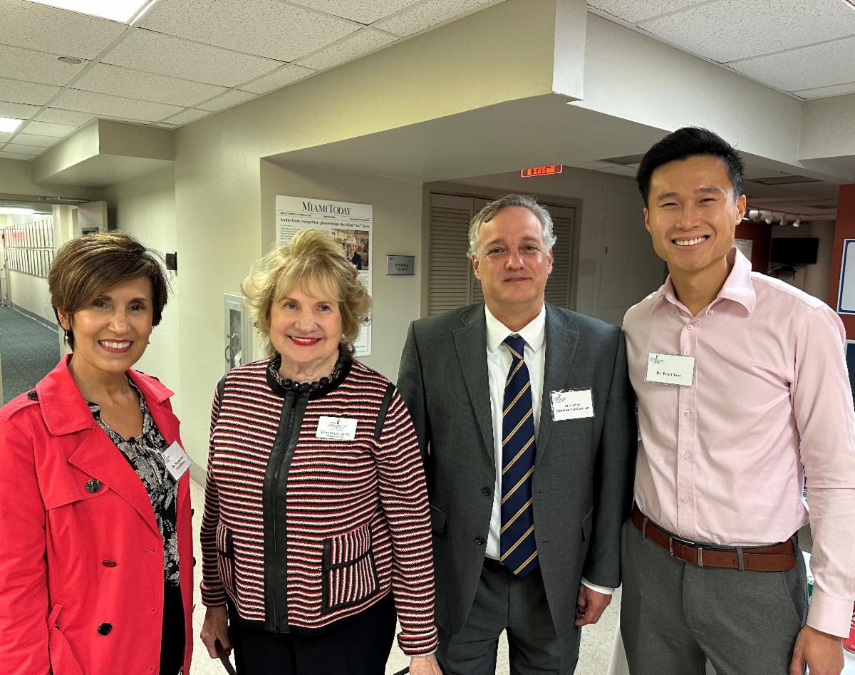 Miami Lighthouse Honorary Board Director Dr. Maricarmen Perez Blanco, President and CEO Virginia Jacko, Dr. Carlos Mendoza-Santiesteban and President of MDOPA Dr. Eric Chow